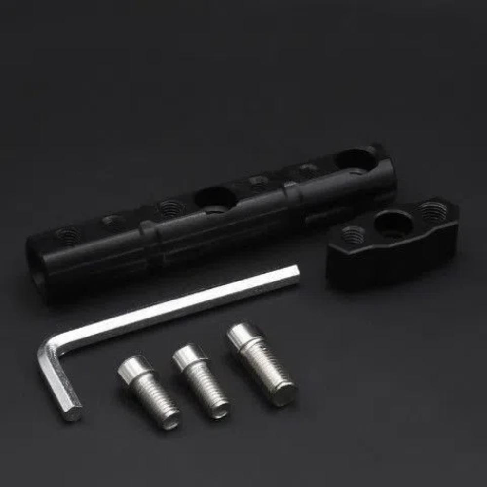 Rotate Motorbike Spotlight Crossbar Supports Multi-functional Motorcycle Mirror Expansion Bracket Handlebar Aluminum Alloy чорний
Rotate Motorbike Spotlight Crossbar Supports Multi-functional Motorcycle Mirror Expansion Bracket Handlebar Aluminum Alloy чорний