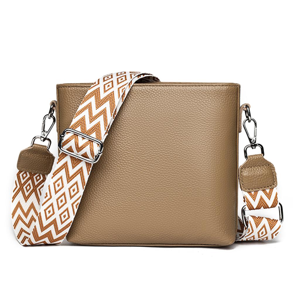 Retro Genuine Leather Shoulder Bag Trendy Crossbody Bags Women Casual Bucket Bag Luxury Designer Tote Handbag Fashion Armpit Bag
Retro Genuine Leather Shoulder Bag Trendy Crossbody Bags Women Casual Bucket Bag Luxury Designer Tote Handbag Fashion Armpit Bag