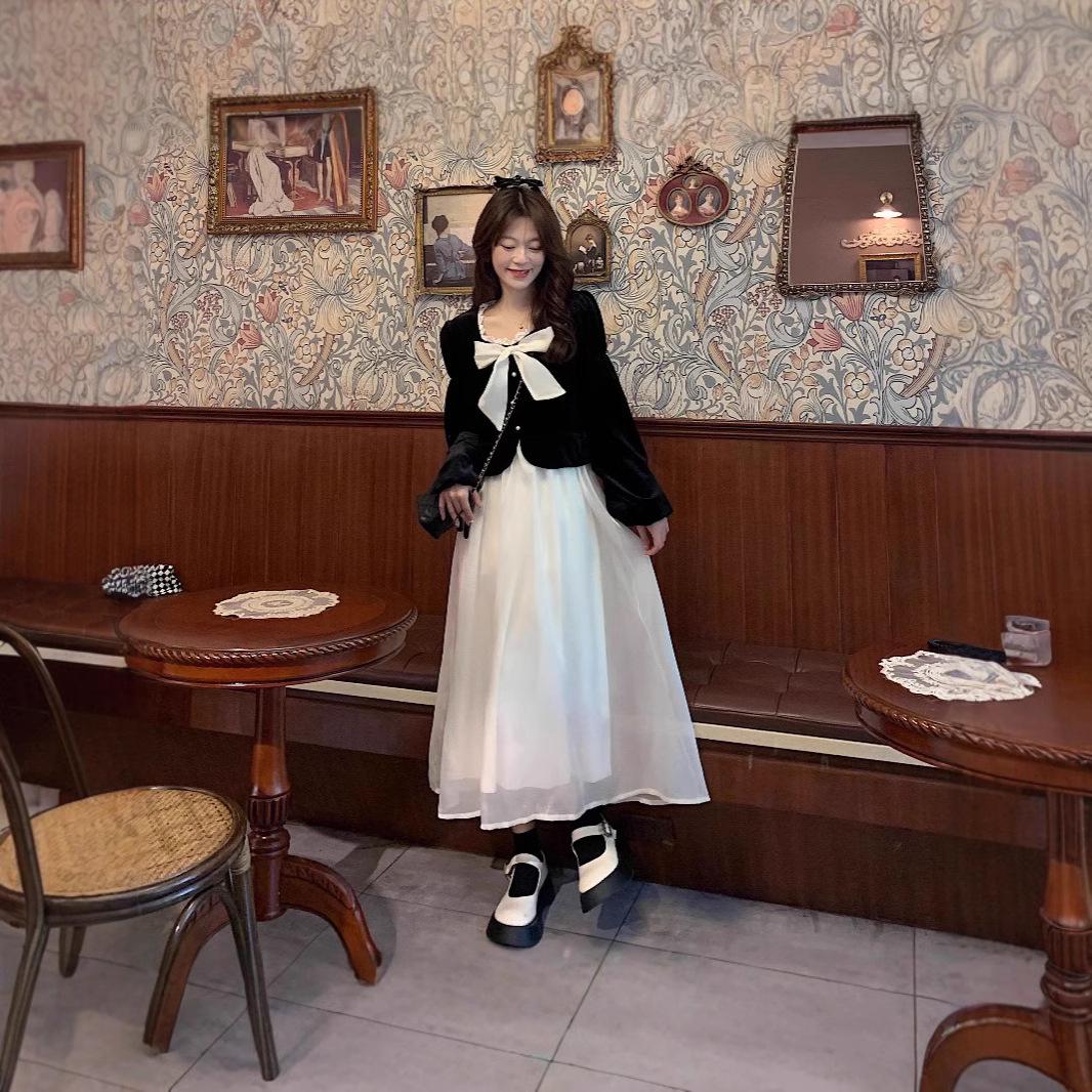 Женское осеннее бархатное платье с бантом, стройнящее, 2024 Extra Large