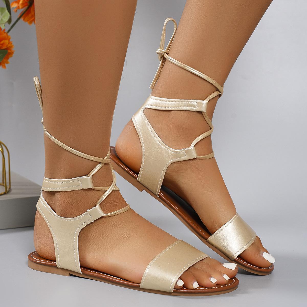 2024 summer new solid color round head one-word front lace-up European and American fashion women s large size platform sandals 36 золотий
2024 summer new solid color round head one-word front lace-up European and American fashion women s large size platform sandals 36 золотий