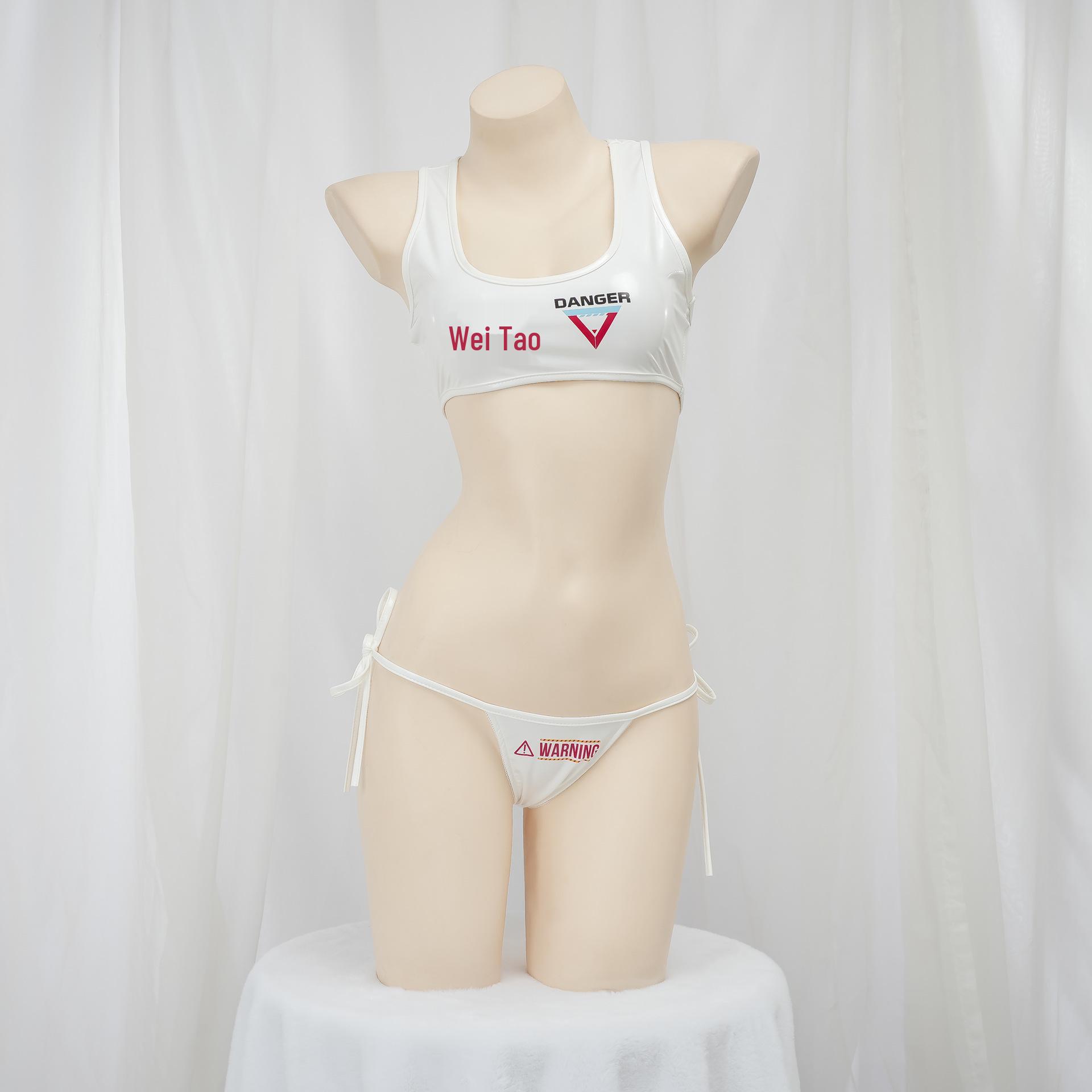 Cyberpunk Leather Cropped Top - Sexy Anime-Inspired Midriff Top for Women One Size белый
Cyberpunk Leather Cropped Top - Sexy Anime-Inspired Midriff Top for Women One Size белый