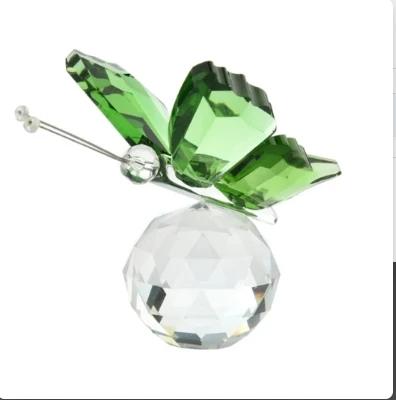 Crystal Butterfly Figurine Animal Ornaments Crafts Glass Paperweight Home Wedding Decoration Miniature Souvenir Gifts зелёный
Crystal Butterfly Figurine Animal Ornaments Crafts Glass Paperweight Home Wedding Decoration Miniature Souvenir Gifts зелёный