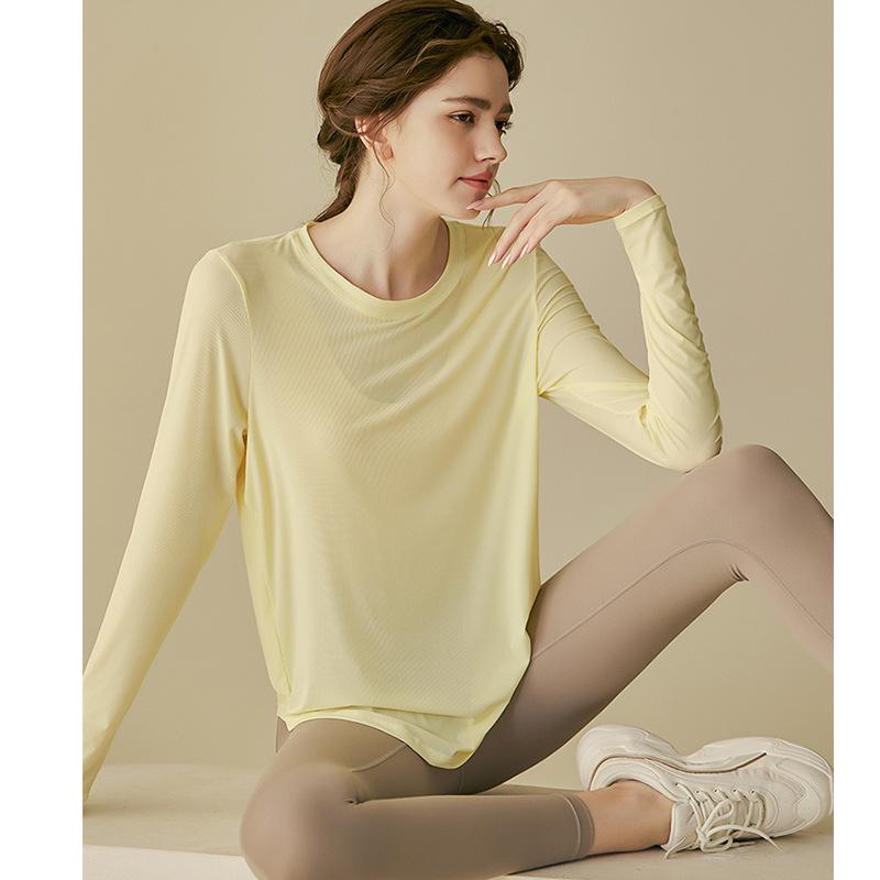 Breathable Women s Long-Sleeve Quick-Dry Yoga & Running Top XXL (recommended 140-155 lbs)
Breathable Women s Long-Sleeve Quick-Dry Yoga & Running Top XXL (recommended 140-155 lbs)