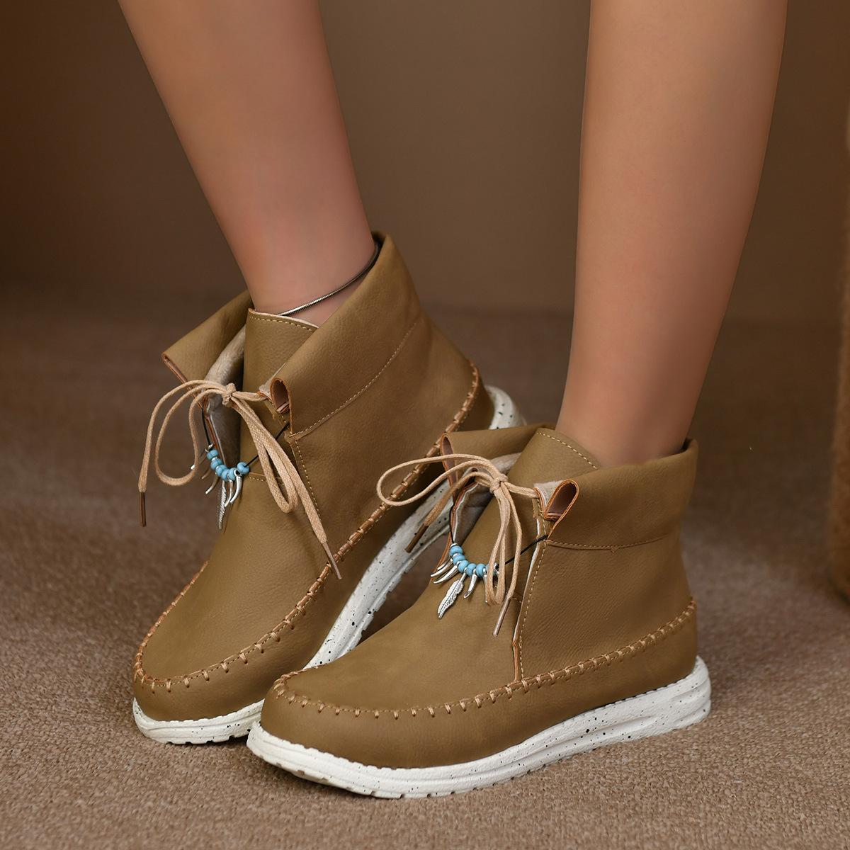 Short boots women s autumn and winter solid color high-top lace-up versatile retro casual Martin boots women 43
Short boots women s autumn and winter solid color high-top lace-up versatile retro casual Martin boots women 43