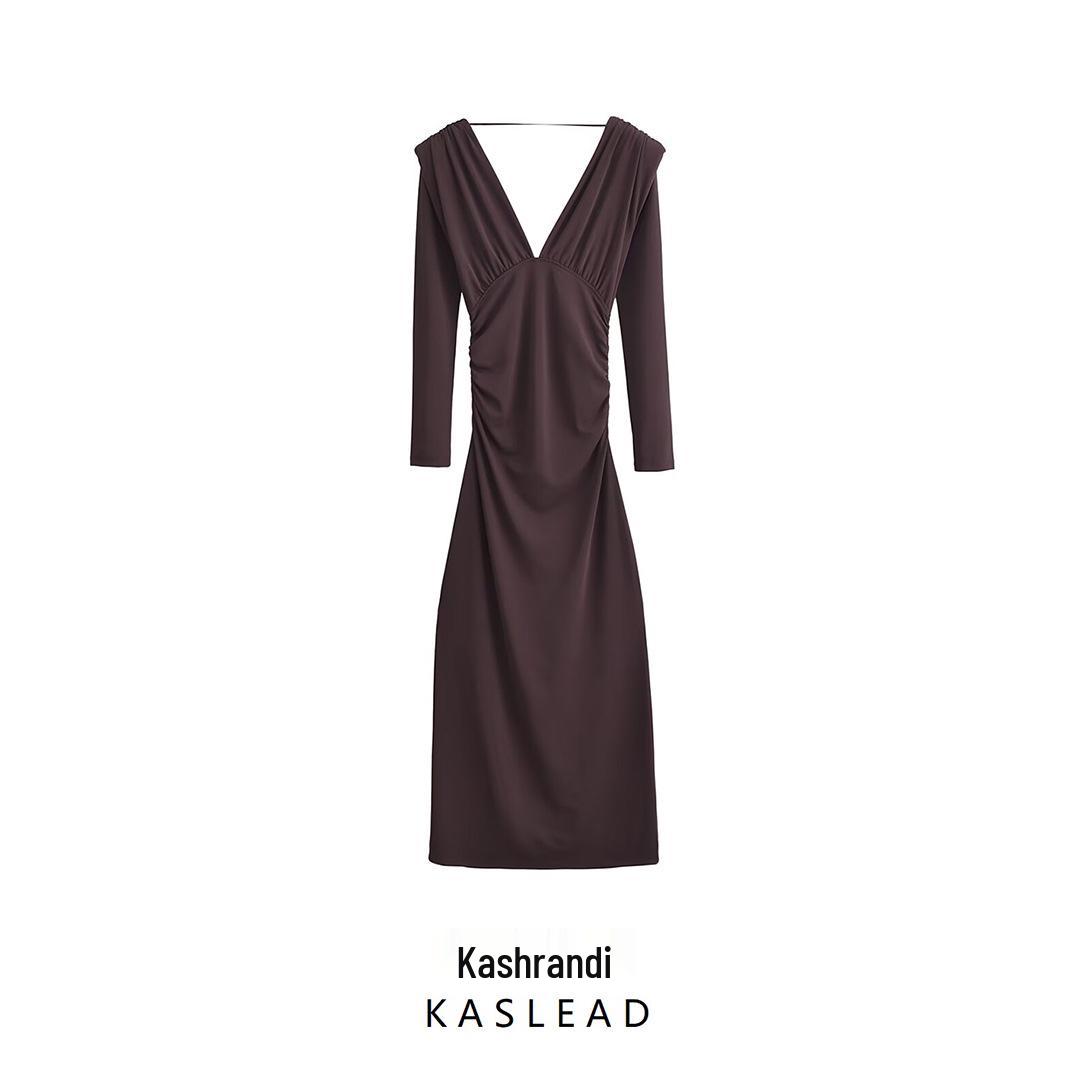 Autumn 2024 Women s Slim Fit Long Dress with Ruched Details & Shoulder Pads - European/American Style. S
Autumn 2024 Women s Slim Fit Long Dress with Ruched Details & Shoulder Pads - European/American Style. S