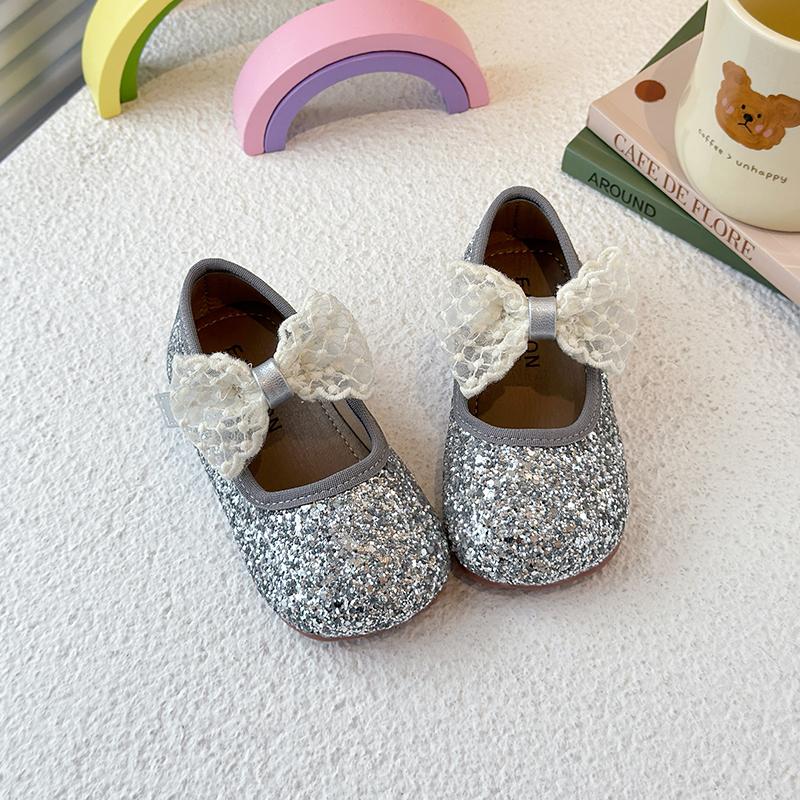 Girls Flat Shoes Mesh Lace Bows Kids Princess Shoes Round Toes Sweet Ins Trendy 2025 New Girls Leather Shoes Pu Elegant Shiny 22 серебряный
Girls Flat Shoes Mesh Lace Bows Kids Princess Shoes Round Toes Sweet Ins Trendy 2025 New Girls Leather Shoes Pu Elegant Shiny 22 серебряный