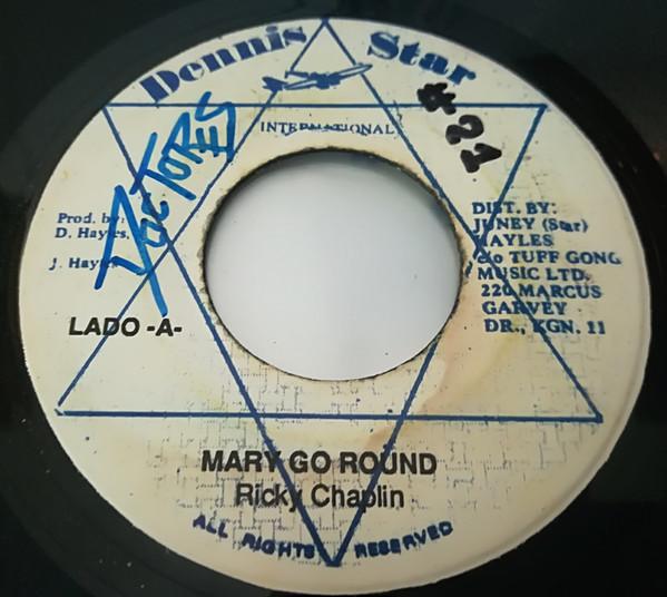7-дюймовая пластинка RICKY CHAPLIN CHARLIE CHAPLIN Mary Go Round A Nuh So Eh Go NONE Dennis Star Int 1989 Ямайка Регги Ска Даб Б/у
7-дюймовая пластинка RICKY CHAPLIN CHARLIE CHAPLIN Mary Go Round A Nuh So Eh Go NONE Dennis Star Int 1989 Ямайка Регги Ска Даб Б/у