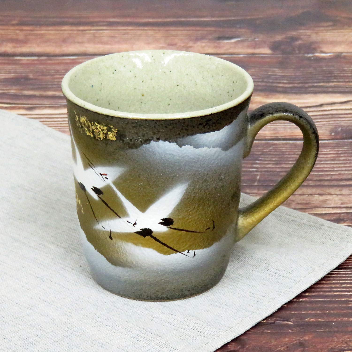 Waza no Kura Stylish Tableware Kutani Ware Mug Gold Leaf Crane Pottery Luxury Brand Made in Japan
Waza no Kura Stylish Tableware Kutani Ware Mug Gold Leaf Crane Pottery Luxury Brand Made in Japan