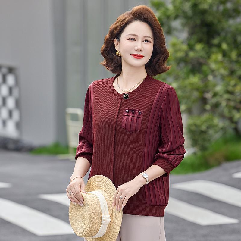 Spring & Autumn Lightweight Knit Long-Sleeve T-Shirt for Middle-Aged Women, Loose Fit, Slimming, Fashionable Top 3XL (115-130 lbs recommended) красный
Spring & Autumn Lightweight Knit Long-Sleeve T-Shirt for Middle-Aged Women, Loose Fit, Slimming, Fashionable Top 3XL (115-130 lbs recommended) красный