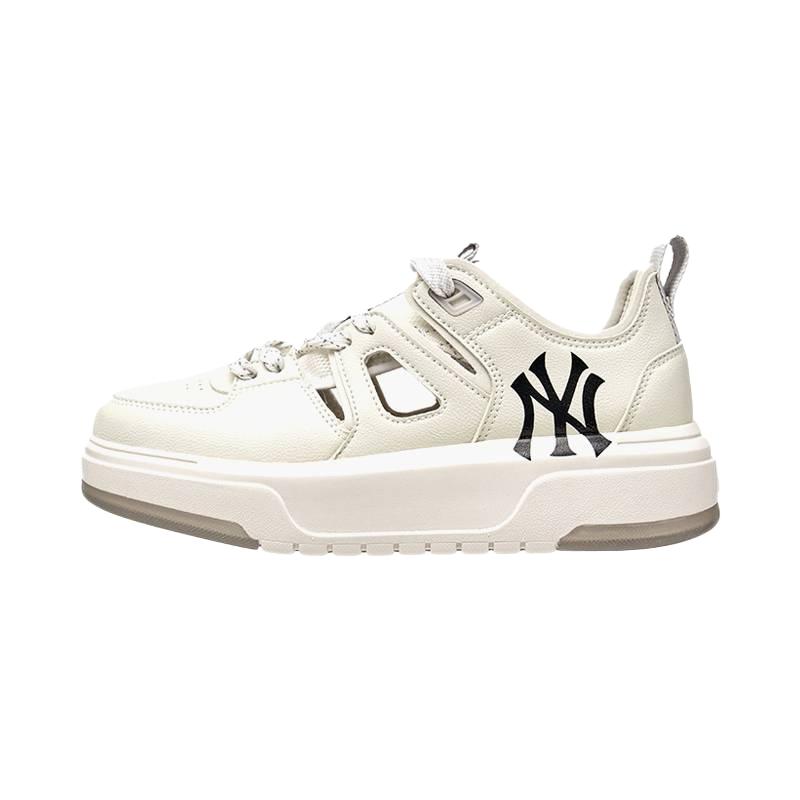MLB New York Yankees Synthetic Leather Breathable And Slip Resistant River Trekking Shoes Unisex Ecru 3ASDCL163-50WHS 38.5
MLB New York Yankees Synthetic Leather Breathable And Slip Resistant River Trekking Shoes Unisex Ecru 3ASDCL163-50WHS 38.5