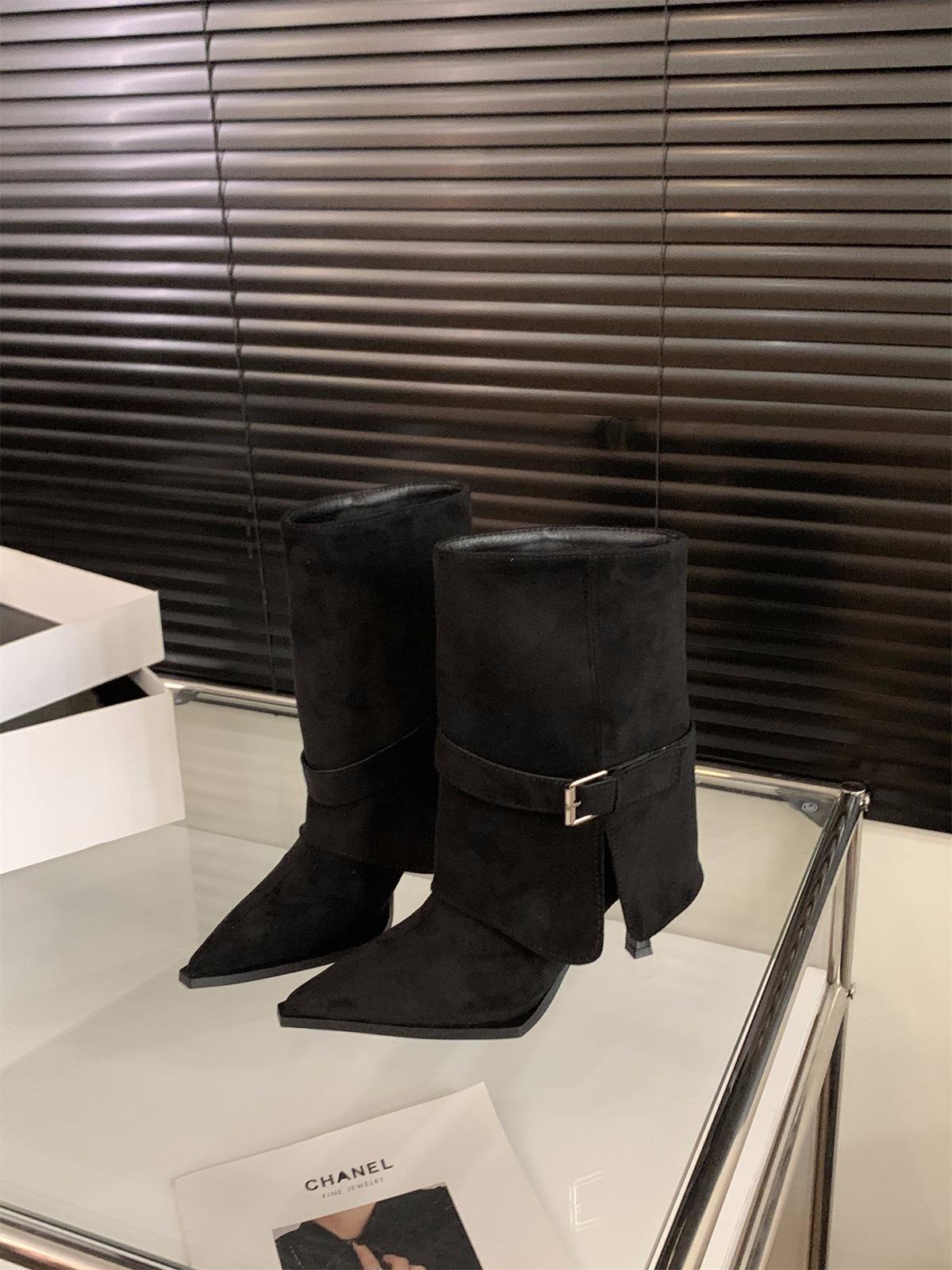 Niche high heels pointed trousers boots short boots women s boots season brown small naked boots thin boots 35 чёрный
Niche high heels pointed trousers boots short boots women s boots season brown small naked boots thin boots 35 чёрный
