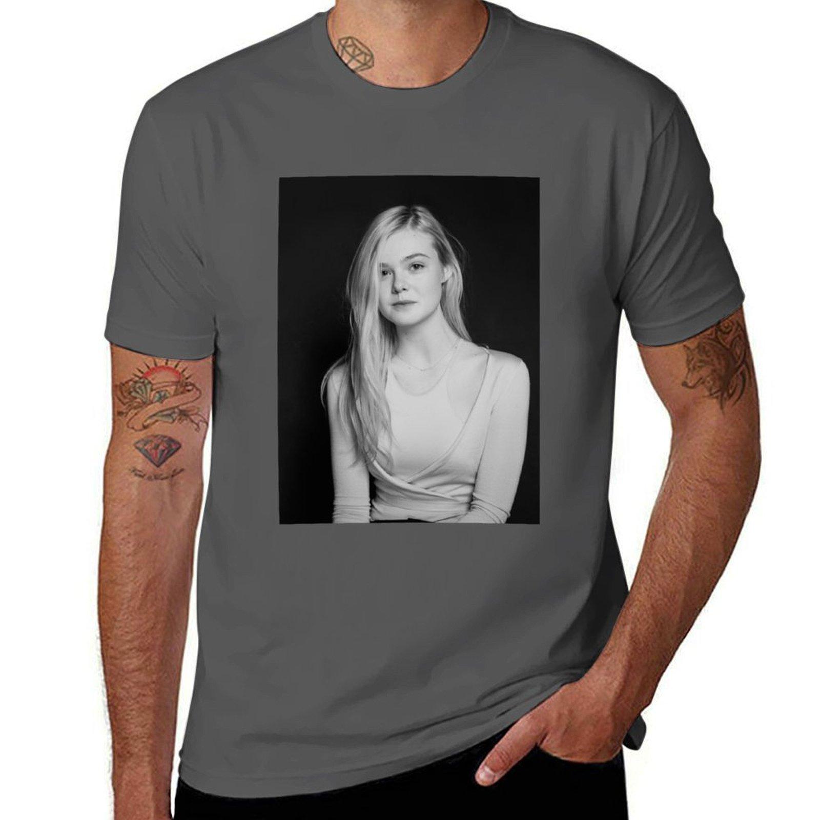 Elle Fanning T-Shirt man tshirt t shirts for man graphic vintage man t shirts for men T-Shirt 4XL
Elle Fanning T-Shirt man tshirt t shirts for man graphic vintage man t shirts for men T-Shirt 4XL