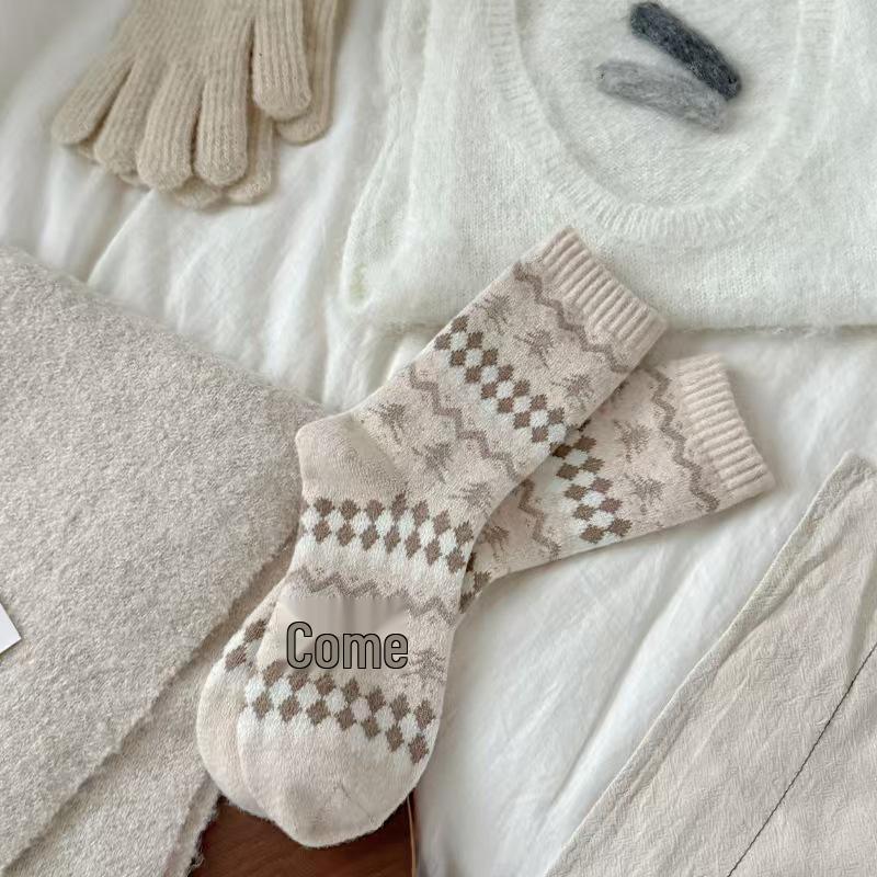 Women s Winter Wool Mid-Calf Socks - Polka Dot & Christmas Tree Design One Size абрикосовый
Women s Winter Wool Mid-Calf Socks - Polka Dot & Christmas Tree Design One Size абрикосовый