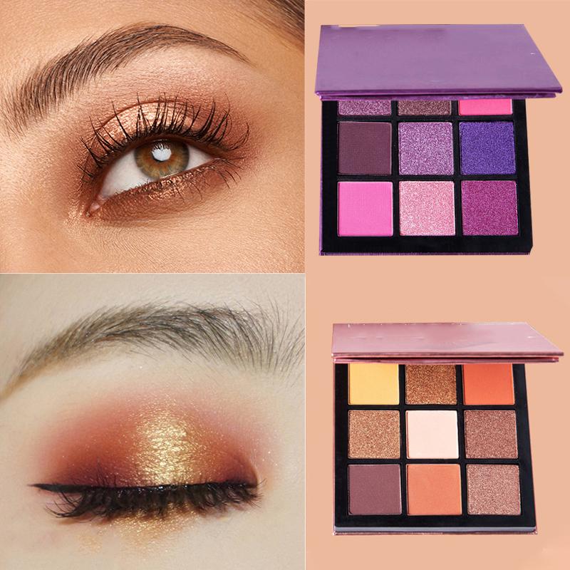 Палетка мерцающих теней для век с аппликатором и зеркалом
Палетка мерцающих теней для век с аппликатором и зеркалом