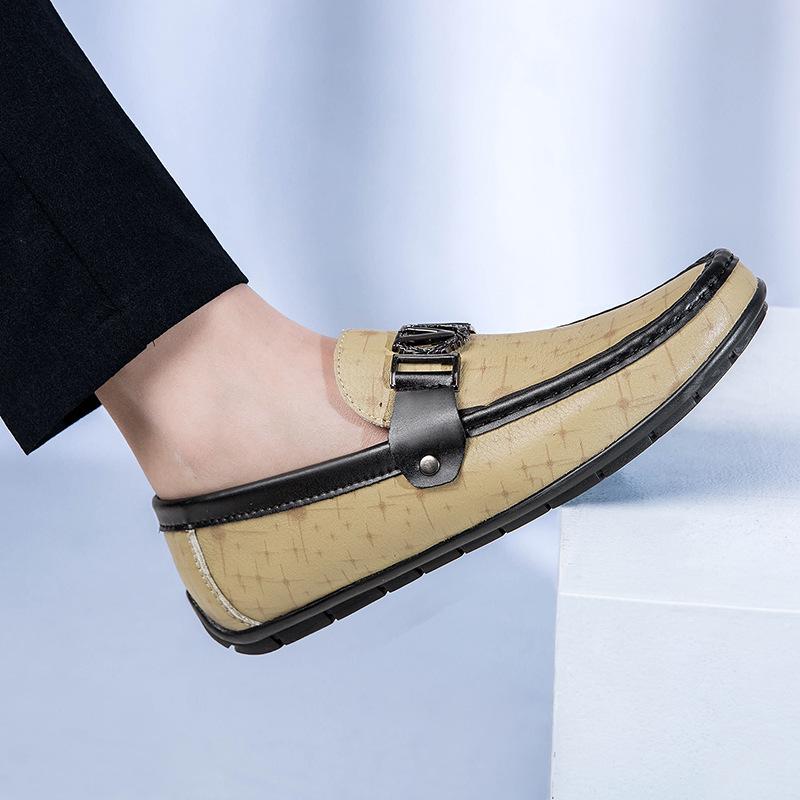 Large size men s shoes first layer cowhide driving shoes soft-sided beanie shoes green casual leather shoes men 37 чорний
Large size men s shoes first layer cowhide driving shoes soft-sided beanie shoes green casual leather shoes men 37 чорний