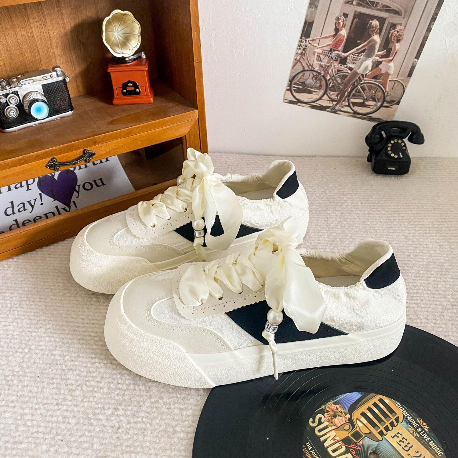 BE-6721 Latex insole/new Chinese platform German training shoes women s shoes summer lazy board shoes 2024 new Xiaobai 35 розовый
BE-6721 Latex insole/new Chinese platform German training shoes women s shoes summer lazy board shoes 2024 new Xiaobai 35 розовый