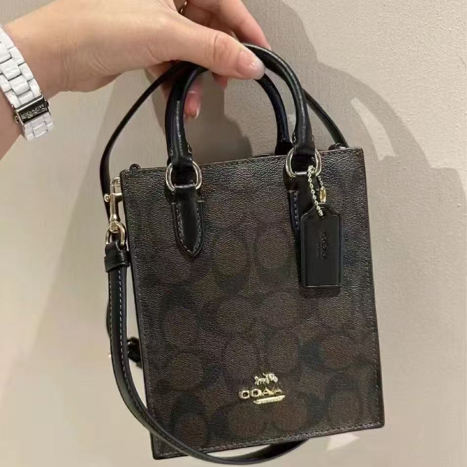 Mini Sheet Music Bag with Floral Prints, Hand-held Diagonal Cross Bag, Fashionable and Versatile Tote Women s Bag
Mini Sheet Music Bag with Floral Prints, Hand-held Diagonal Cross Bag, Fashionable and Versatile Tote Women s Bag