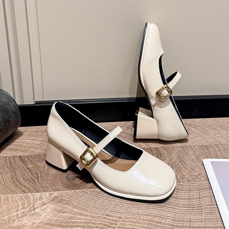 Mary Jane single shoes women s thick heel 2025 new autumn French high heels design sense niche with skirt women s shoes 39
Mary Jane single shoes women s thick heel 2025 new autumn French high heels design sense niche with skirt women s shoes 39