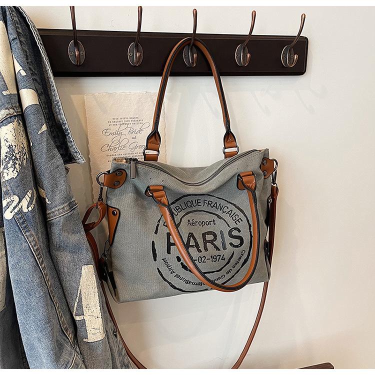 Retro Canvas Crossbody Bag, Letter Design Casual And Stylish Shoulder Bag Suitable for High School And College Students, Daily Commuting Tote Bag
Retro Canvas Crossbody Bag, Letter Design Casual And Stylish Shoulder Bag Suitable for High School And College Students, Daily Commuting Tote Bag