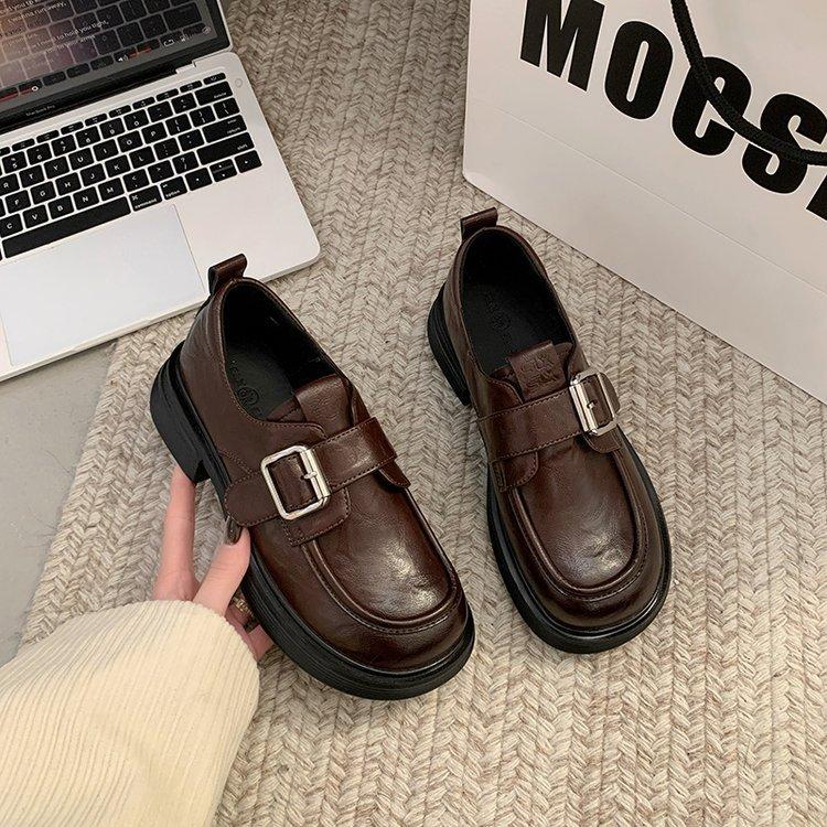 Genuine leather Japanese small leather shoes women s 2025 spring new British style Tongle flat-soled single shoes thick heel soft-soled loafers 40 коричневый
Genuine leather Japanese small leather shoes women s 2025 spring new British style Tongle flat-soled single shoes thick heel soft-soled loafers 40 коричневый