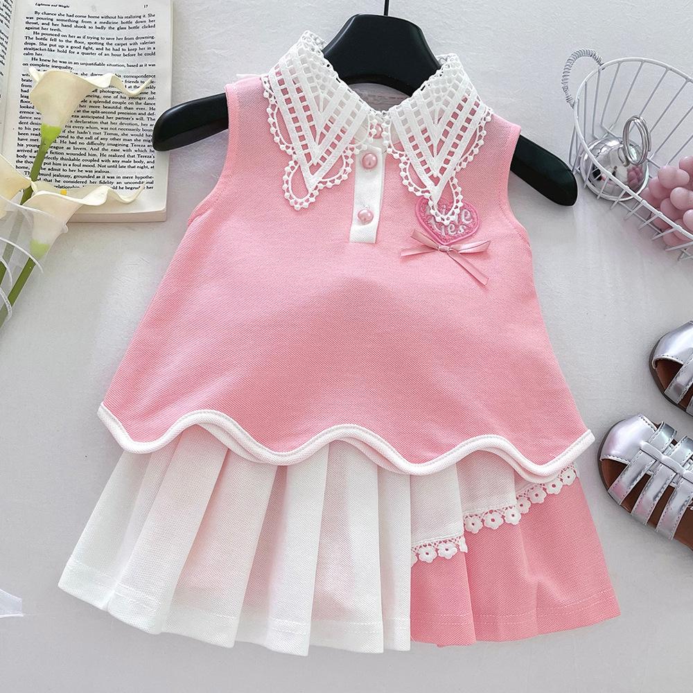 Летний комплект для девочек 2025: Топ без спины и рукавов и плиссированная юбка в стиле принцессы 140 cm
Летний комплект для девочек 2025: Топ без спины и рукавов и плиссированная юбка в стиле принцессы 140 cm