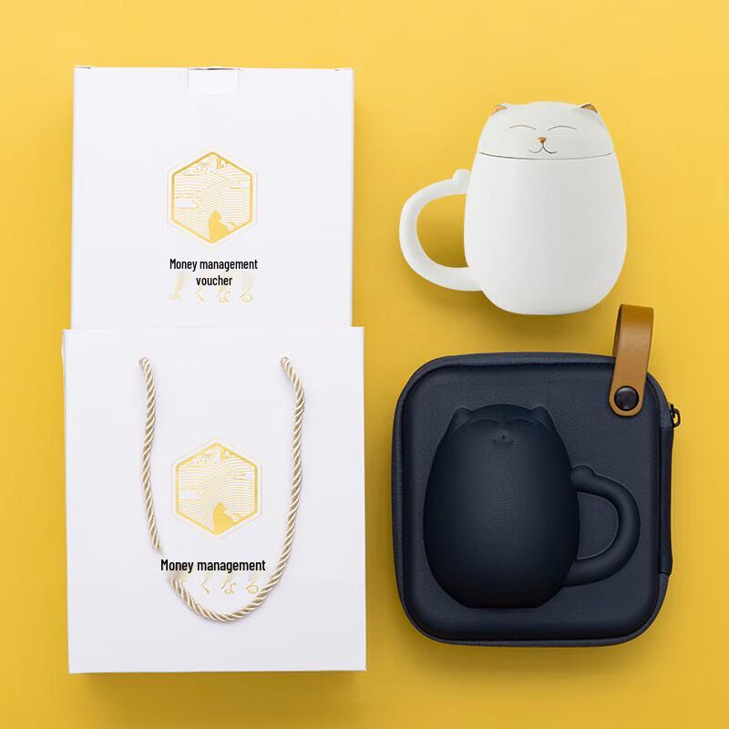 Lucky Cat Pottery Teacup with Filter
Lucky Cat Pottery Teacup with Filter