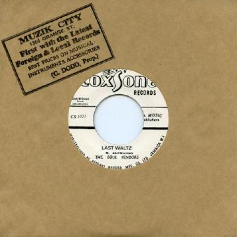 7inch Record SOUL VENDORS / HAMLINS - Last Waltz / Sentimental Reason DSRCS7016 Studio One/Dub 1967 Japan Reggae, Ska & Dub
7inch Record SOUL VENDORS / HAMLINS - Last Waltz / Sentimental Reason DSRCS7016 Studio One/Dub 1967 Japan Reggae, Ska & Dub