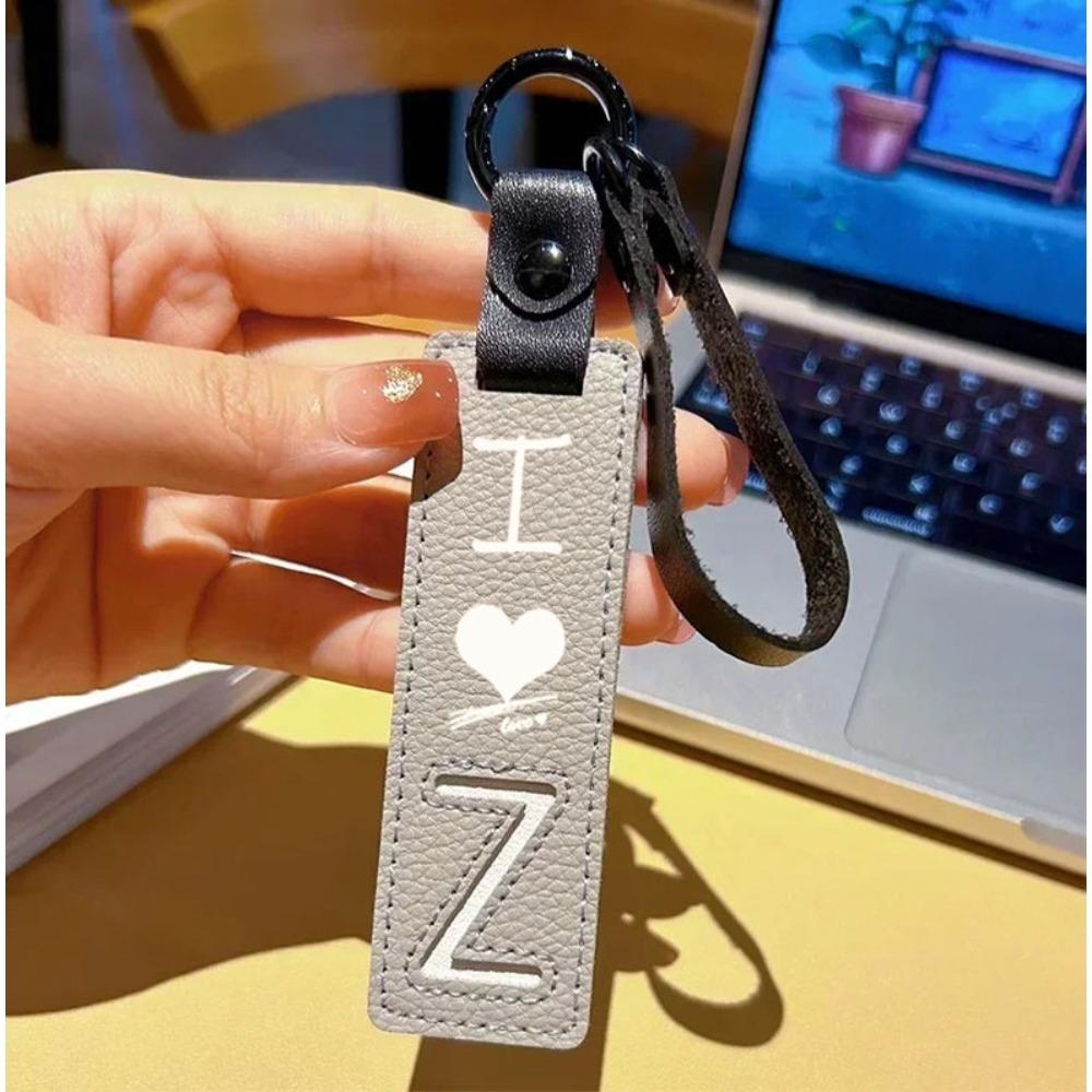 Popular A-Z 26 Letter Leather Keychain Cat with Handbag Keyring for Woman Man Moto Car Couple s Pendant Key Ring Chain Gift
Popular A-Z 26 Letter Leather Keychain Cat with Handbag Keyring for Woman Man Moto Car Couple s Pendant Key Ring Chain Gift