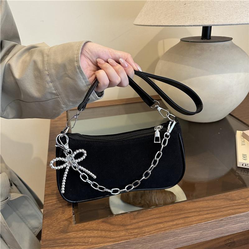Иностранный стиль простой новый тренд личности сумка подмышку женская цепочка модная продвинутая текстура однотонная сумка через плечо Spice girl чёрный
Иностранный стиль простой новый тренд личности сумка подмышку женская цепочка модная продвинутая текстура однотонная сумка через плечо Spice girl чёрный