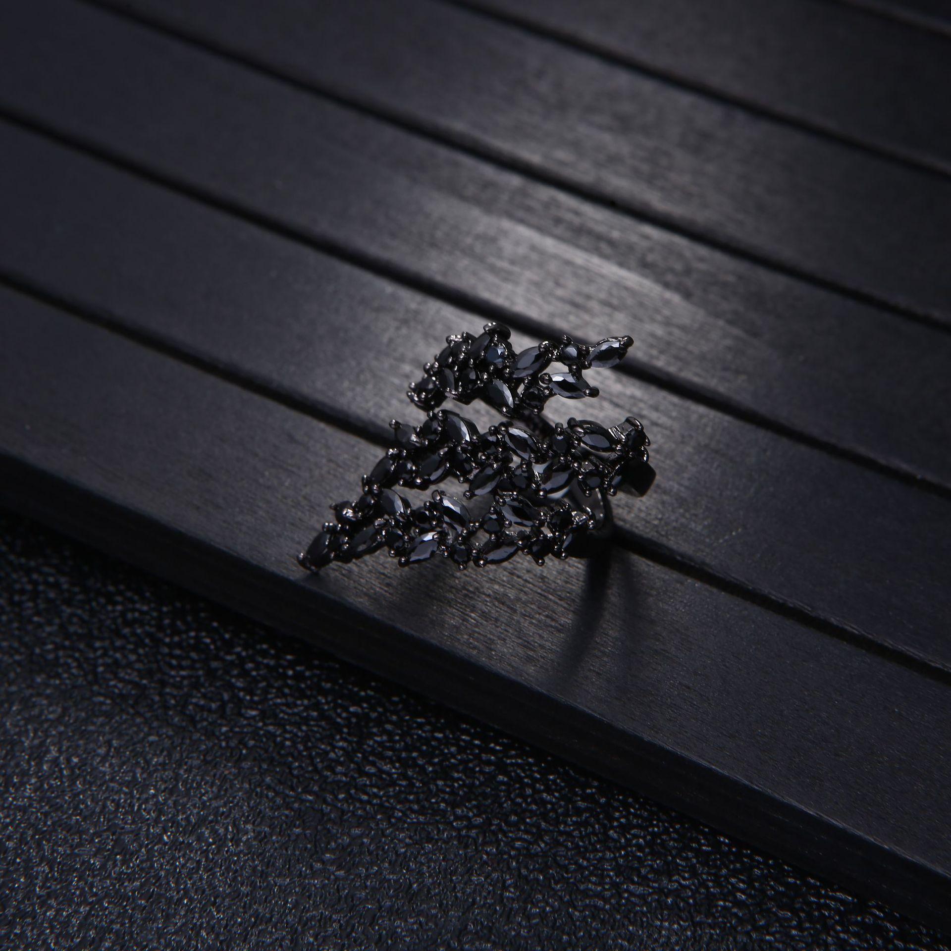 Popular Accessories Exquisite Olive Branches, Leaves, Water Droplets, Open Mouth Full Diamond Ring for Women opening adjustable
Popular Accessories Exquisite Olive Branches, Leaves, Water Droplets, Open Mouth Full Diamond Ring for Women opening adjustable
