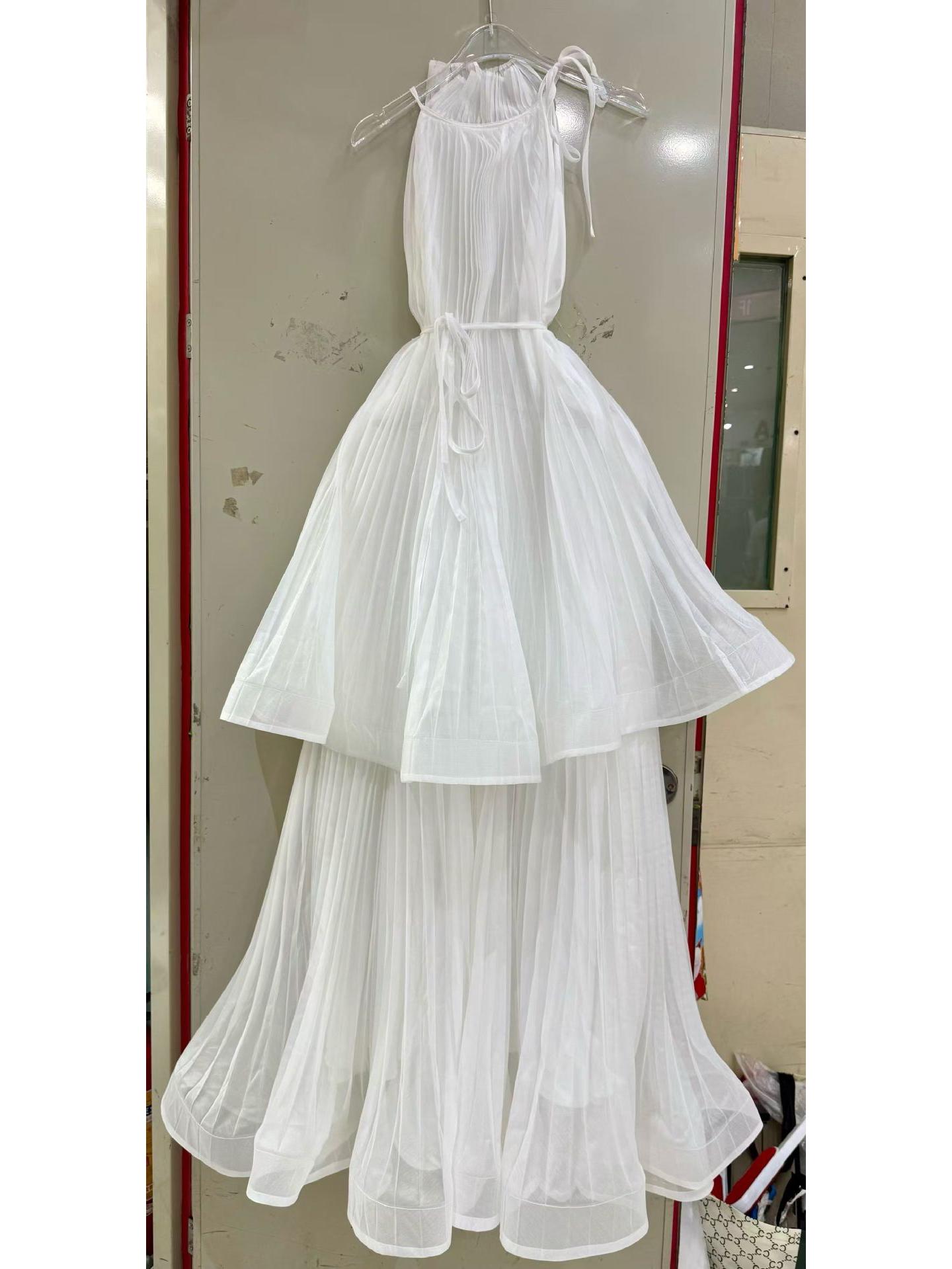 European & American Sexy Pleated Tiered Cake Skirt with Cinched Waist and Lace-up Hem for Fashion Show M белый
European & American Sexy Pleated Tiered Cake Skirt with Cinched Waist and Lace-up Hem for Fashion Show M белый