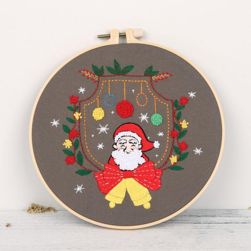 Набор для вышивания с рождественским узором из растений, сделай сам, инструменты для рукоделия, круглый набор для шитья для начинающих с пяльцами, декор для комнаты, рождественский подарок
Набор для вышивания с рождественским узором из растений, сделай сам, инструменты для рукоделия, круглый набор для шитья для начинающих с пяльцами, декор для комнаты, рождественский подарок