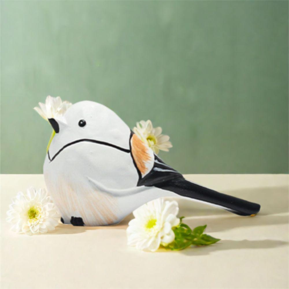 Vintage Long-tailed Tit Figurine Cute Bird Statue Fat Chirp Bird Ornament Garden Decor Bird
Vintage Long-tailed Tit Figurine Cute Bird Statue Fat Chirp Bird Ornament Garden Decor Bird