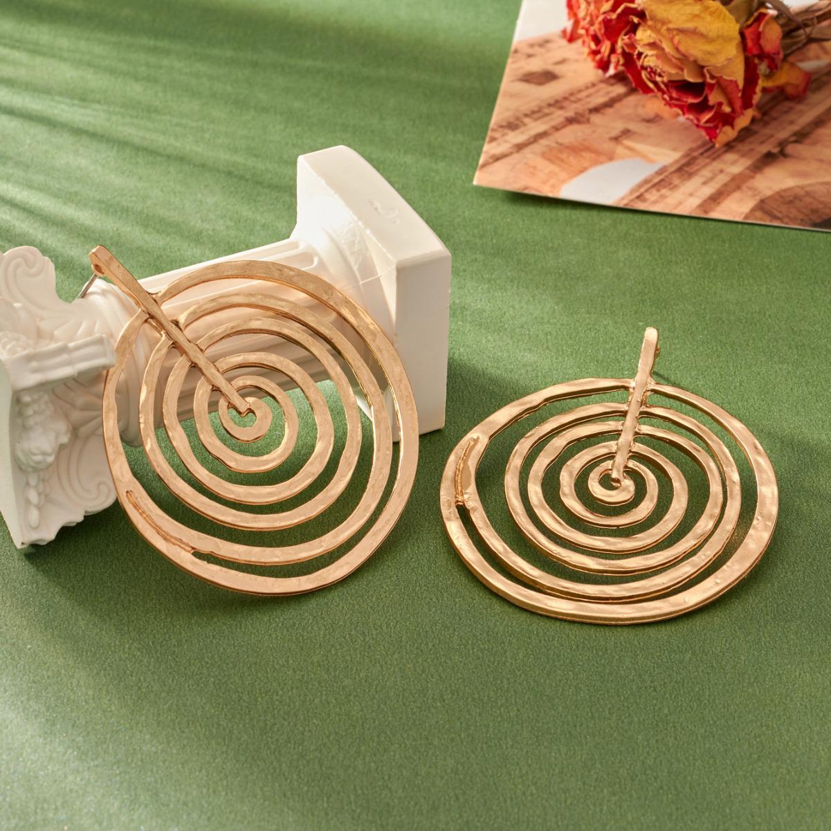 European & American Style Trendy Exaggerated Mosquito Coil Earrings for Women 14k золотой
European & American Style Trendy Exaggerated Mosquito Coil Earrings for Women 14k золотой