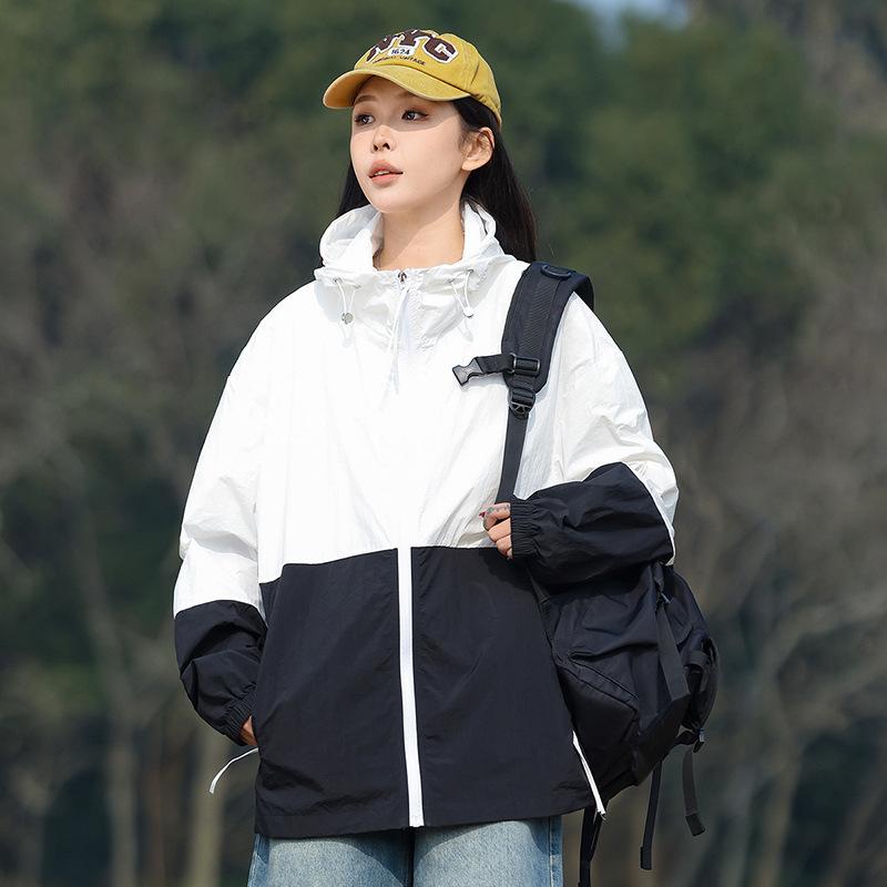 Солнцезащитная одежда для женщин на лето, защита от УФ-лучей и дышащая, свободная, с капюшоном, спортивная ветровка для мужчин S белый
Солнцезащитная одежда для женщин на лето, защита от УФ-лучей и дышащая, свободная, с капюшоном, спортивная ветровка для мужчин S белый