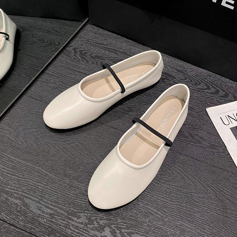 666-7 Soft surface round head shallow mouth single shoes thin word with flat bottom Mary Jane women s shoes summer 43 чорний
666-7 Soft surface round head shallow mouth single shoes thin word with flat bottom Mary Jane women s shoes summer 43 чорний