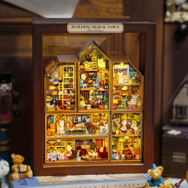 Zhi Qu Wu DIY House QH Series: 6 Styles Mini Town Building Blocks Set DIY
Zhi Qu Wu DIY House QH Series: 6 Styles Mini Town Building Blocks Set DIY