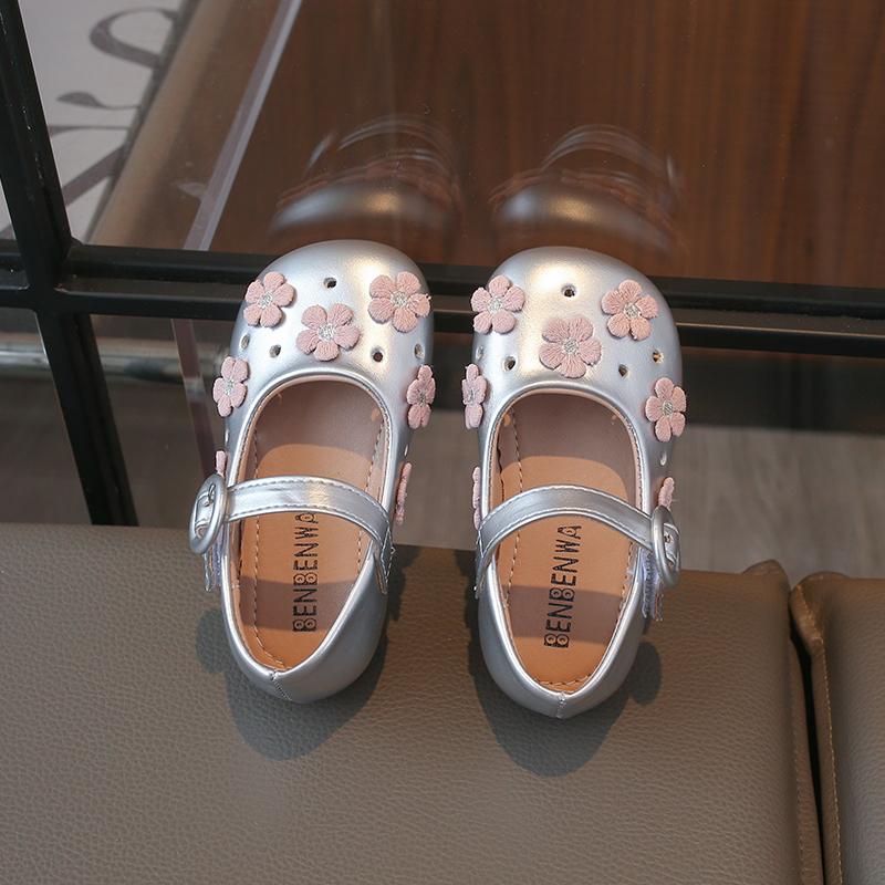 Girls Leather Shoes Sweet Flower Princess Kids School Mary Jane Shoes Non-slip Fashion Children Daily Wear Flat Shoes 24
Girls Leather Shoes Sweet Flower Princess Kids School Mary Jane Shoes Non-slip Fashion Children Daily Wear Flat Shoes 24