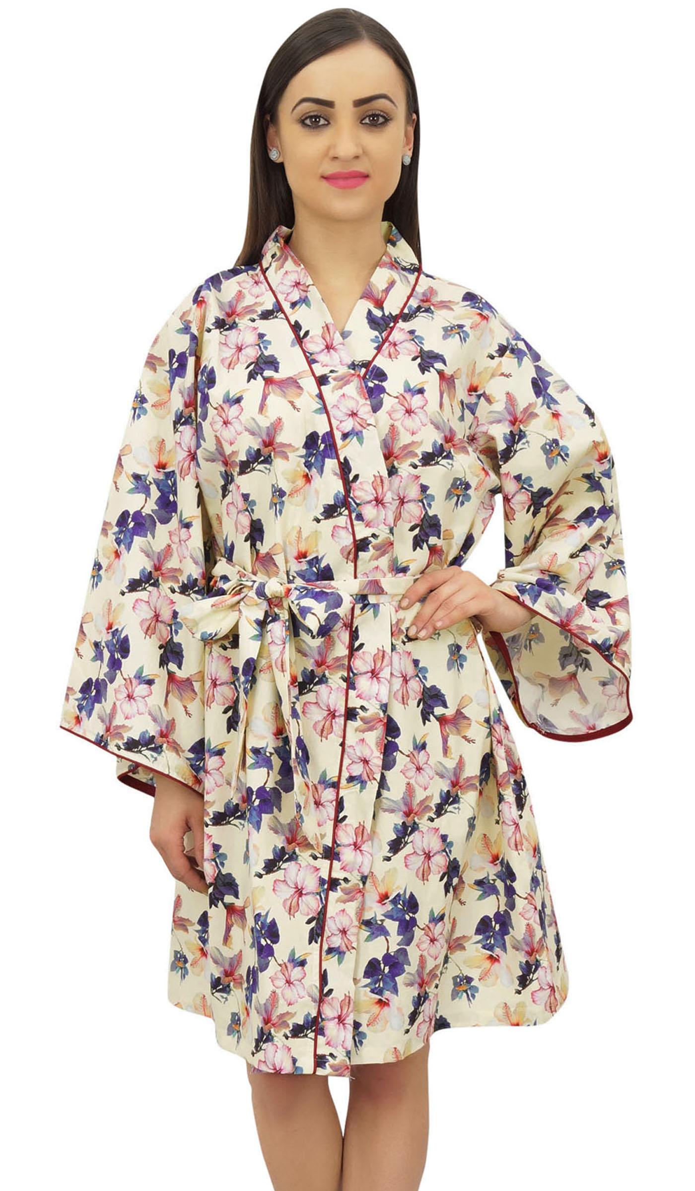 Bimba Жіночий бавовняний попліновий халат для подружок нареченої з квітковим принтом - 8 світло-бежевого кольору
Bimba Жіночий бавовняний попліновий халат для подружок нареченої з квітковим принтом - 8 світло-бежевого кольору