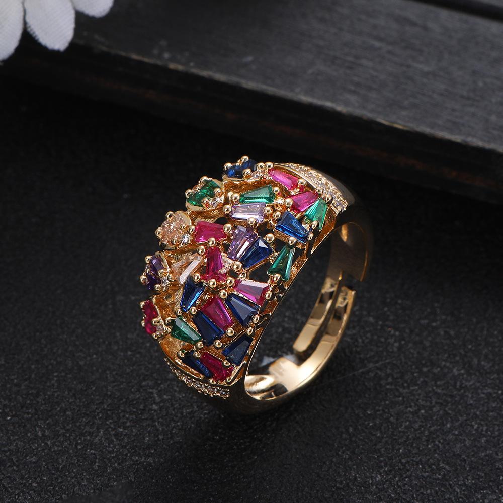 Luxury Gold Diamond Studded Ring with A Niche Design, Hollowed Out Ring with A White Appearance, and An Open Mouth Ring Adjustable opening різнокольоровий
Luxury Gold Diamond Studded Ring with A Niche Design, Hollowed Out Ring with A White Appearance, and An Open Mouth Ring Adjustable opening різнокольоровий