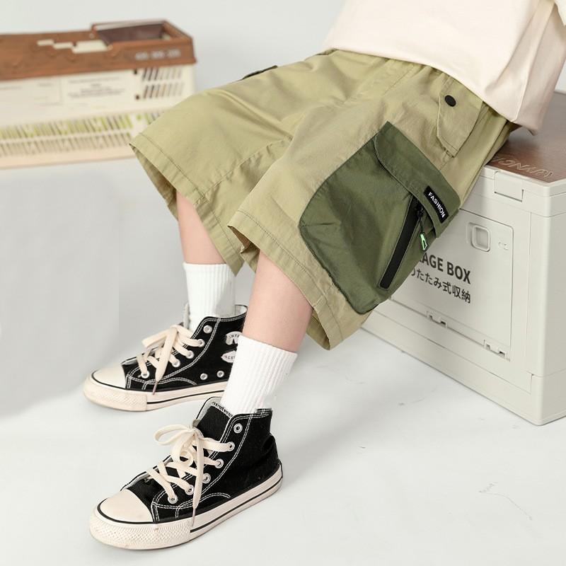 Boys Summer Cargo Shorts Kids Zipper Pocket Knee-length Pants Casual Outdoor Thin Cotton Trousers 110 світло-зелений колір
Boys Summer Cargo Shorts Kids Zipper Pocket Knee-length Pants Casual Outdoor Thin Cotton Trousers 110 світло-зелений колір