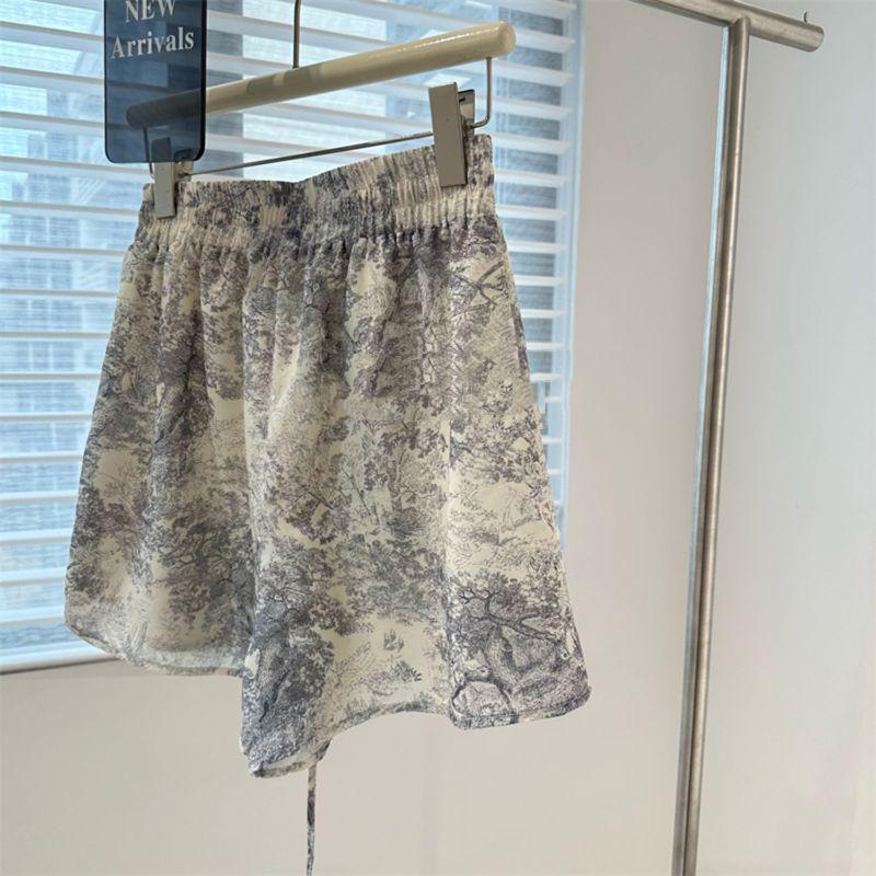 Women s Summer Tie-Dye Wide-Leg Shorts, Korean Style, Breathable, Elastic Waist, Casual Versatile Sports Pants 3XL
Women s Summer Tie-Dye Wide-Leg Shorts, Korean Style, Breathable, Elastic Waist, Casual Versatile Sports Pants 3XL