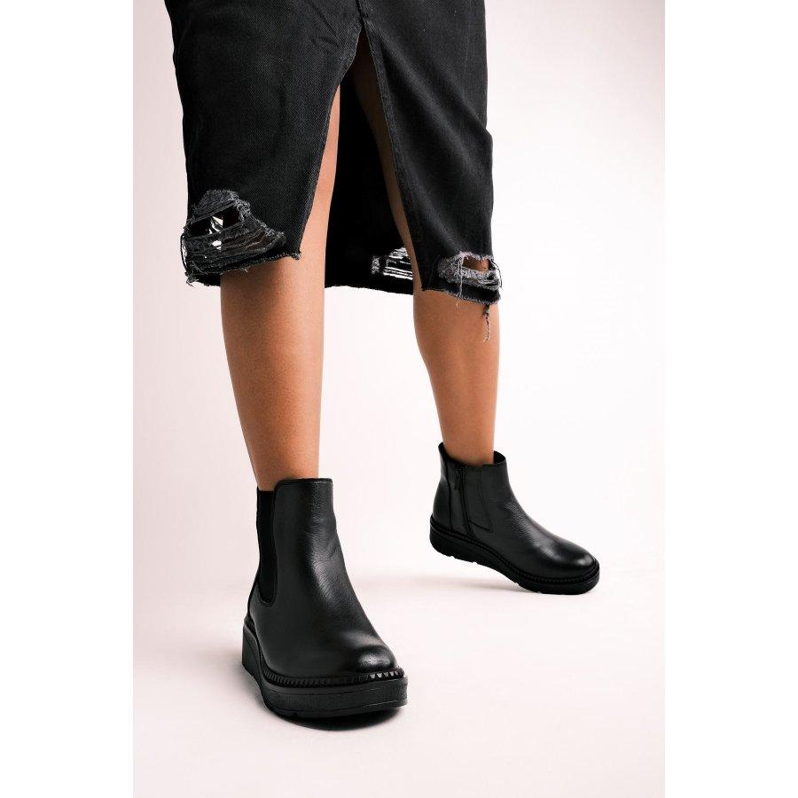 Женские повседневные ботильоны из натуральной кожи
Женские повседневные ботильоны из натуральной кожи