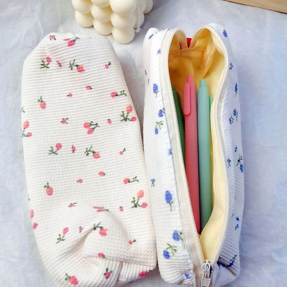 Simple Fresh Style Pen Box Stationery Makeup Bag Pencil Cases Pencil Bag Storage Bags Small Flowers рожевий
Simple Fresh Style Pen Box Stationery Makeup Bag Pencil Cases Pencil Bag Storage Bags Small Flowers рожевий