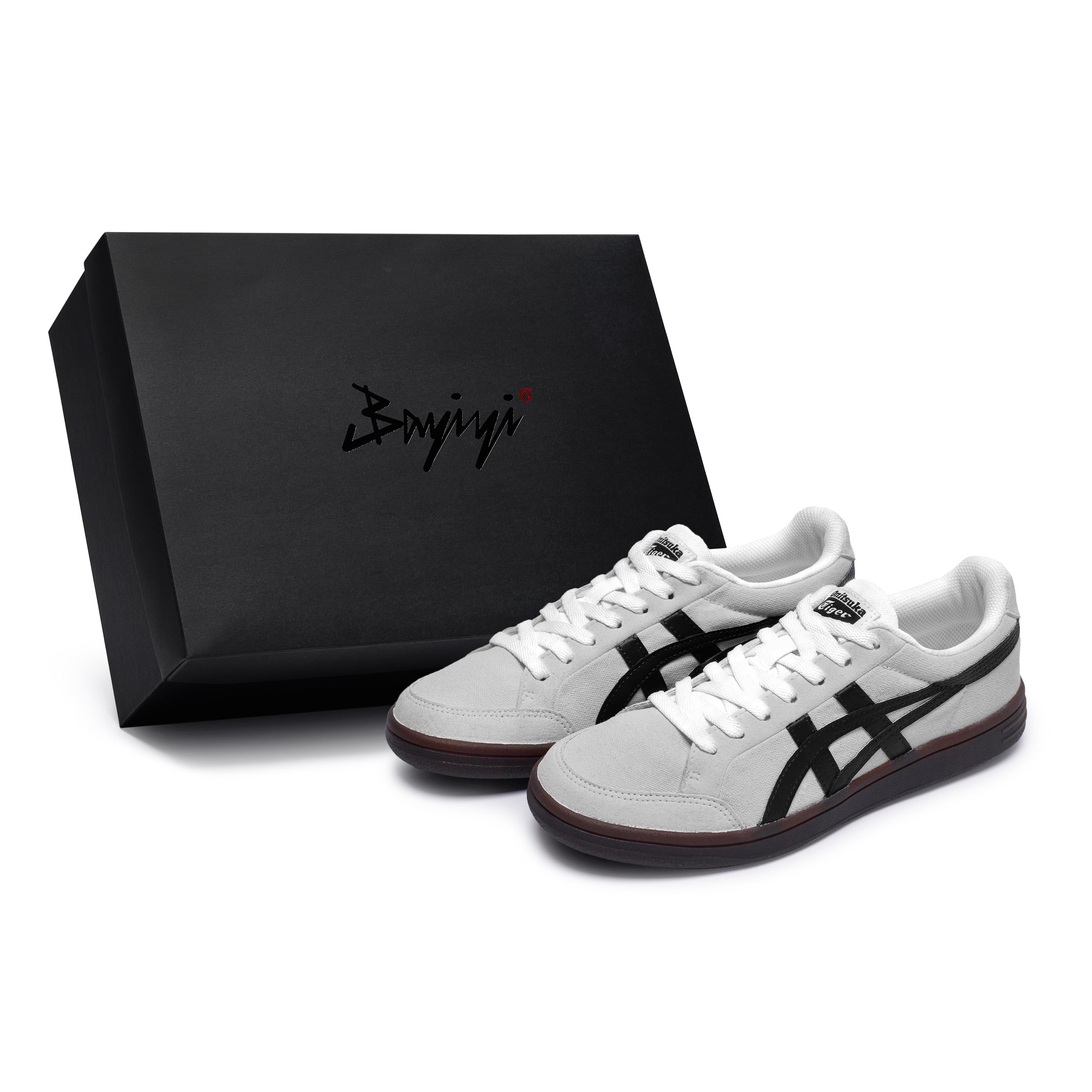 Onitsuka Tiger Advanti 811 Manufacturing, Velvet Love Gray, Special Shoe Box Minimalist Style 1183B799-101(Team80-S-BOX) 40
Onitsuka Tiger Advanti 811 Manufacturing, Velvet Love Gray, Special Shoe Box Minimalist Style 1183B799-101(Team80-S-BOX) 40