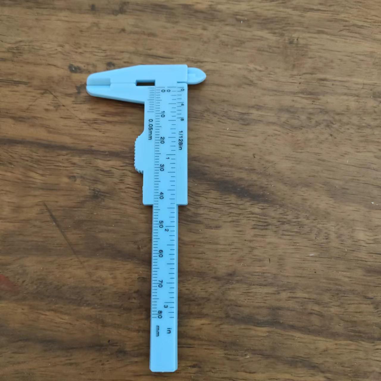 Доступны медные, пластиковые, с одинарной/двойной шкалой, Вэньвань и калиперы для ручных ниток из грецкого ореха
Доступны медные, пластиковые, с одинарной/двойной шкалой, Вэньвань и калиперы для ручных ниток из грецкого ореха