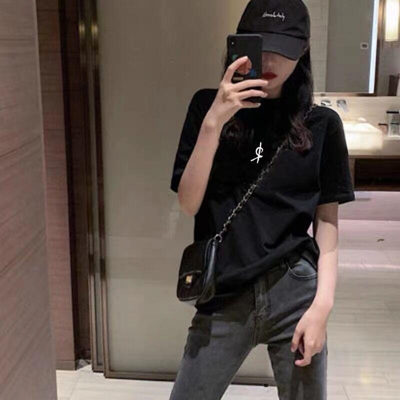 Korean black simple short-sleeved women s clothing 2025 summer new design sense niche loose cotton T-shirt ins tide S чорний
Korean black simple short-sleeved women s clothing 2025 summer new design sense niche loose cotton T-shirt ins tide S чорний