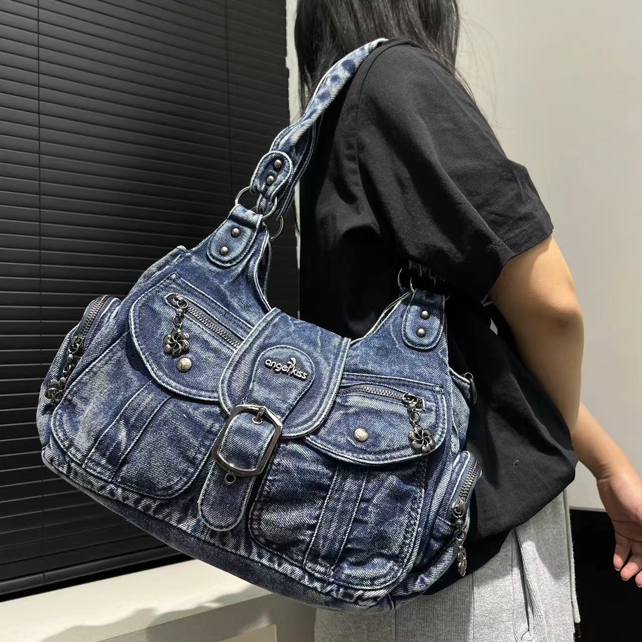 Ladies Vintage Maillard Denim Tote Bag Large Capacity Babes Tote Bag синий
Ladies Vintage Maillard Denim Tote Bag Large Capacity Babes Tote Bag синий