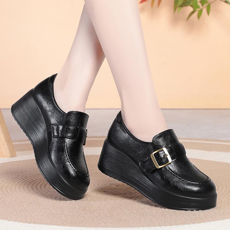 Womens Retro Leather Wedge Platform Shoes With Buckle Height Boosting Non Slip Sole Comfortable Casual Footwear For Moms New 35
Womens Retro Leather Wedge Platform Shoes With Buckle Height Boosting Non Slip Sole Comfortable Casual Footwear For Moms New 35