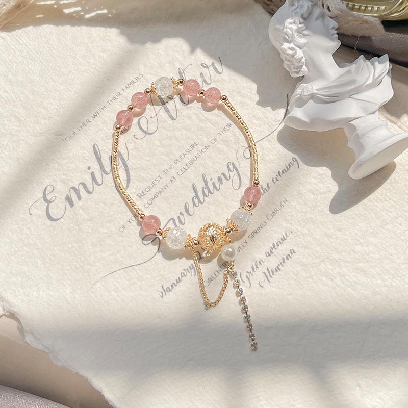 Qiaoen Exquisite Strawberry Crystal Bracelet for Women - Luxury Niche Design Beaded Jewelry, Perfect Bestie Gift Hydrangea Bracelet, 16-17cm
Qiaoen Exquisite Strawberry Crystal Bracelet for Women - Luxury Niche Design Beaded Jewelry, Perfect Bestie Gift Hydrangea Bracelet, 16-17cm